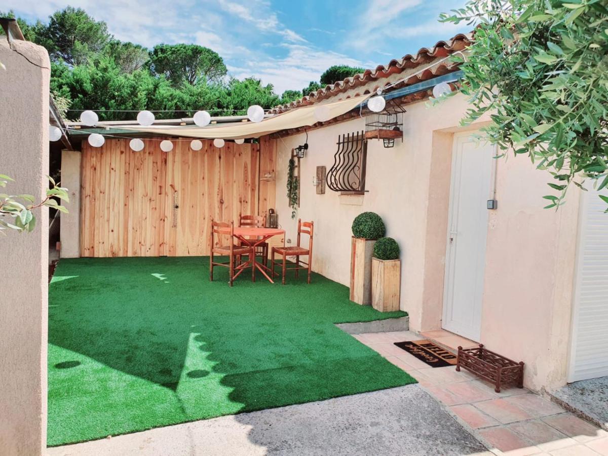 Le Studio Charme Et Tranquillite Le Plan-de-la-Tour Exterior photo